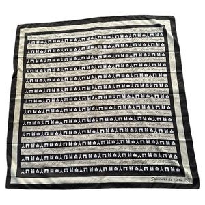 Souvenir de Paris square Scarf Eiffel Tower Arc de Triomphe